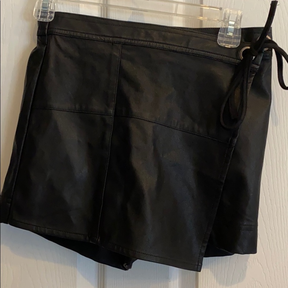 Black Skort from Green Eyed Girl - W tags